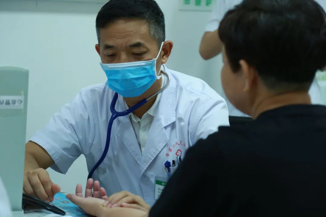 全國首批！遼西首例！葫蘆島市第二人民醫(yī)院心臟中心完成遼西首例Micra AV無導(dǎo)線起搏器植入術(shù)(圖1)